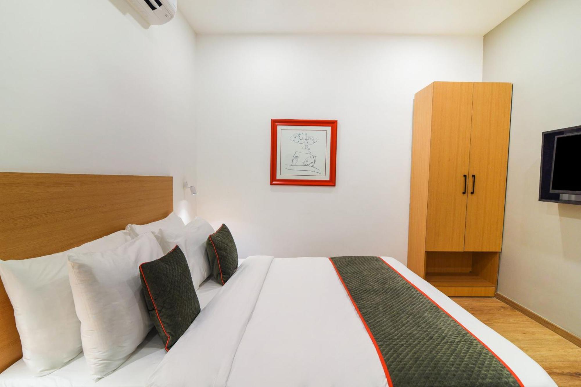 Super Townhouse Xotel Chennai Extérieur photo